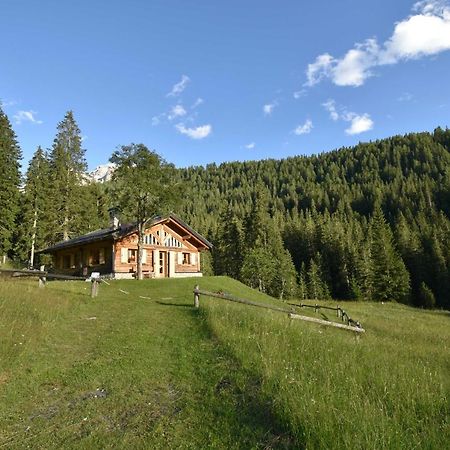 Chalet Brenta Dolomites Мадонна-ди-Кампильо Экстерьер фото